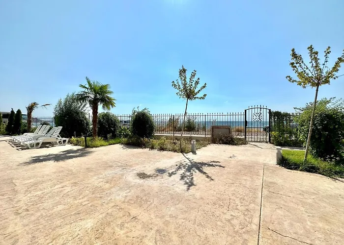 Ipanema - Menada Свети-Влас