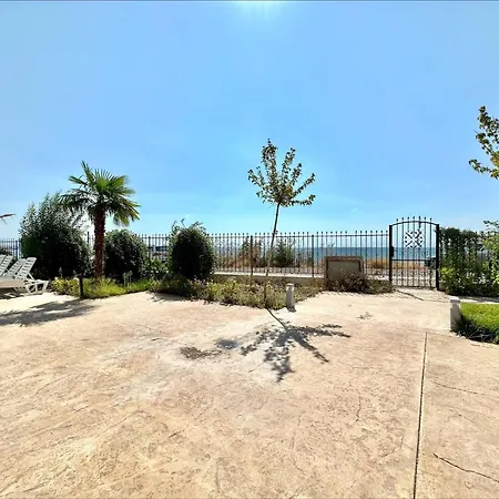 Ipanema - Menada Свети-Влас