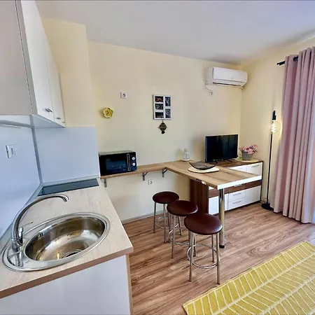 Ipanema - Menada Sveti Vlas